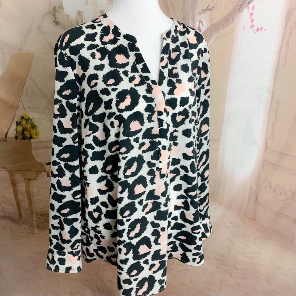 Talbots Pink Accent Animal Print Button down Blouse - Picture 4 of 10